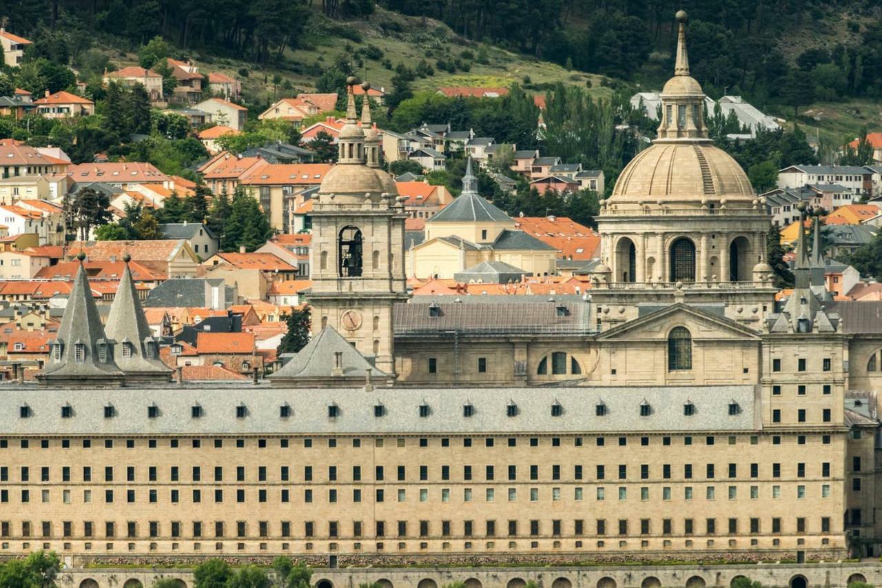 Duplex El Escorial Hotel San Lorenzo de El Escorial Exterior photo